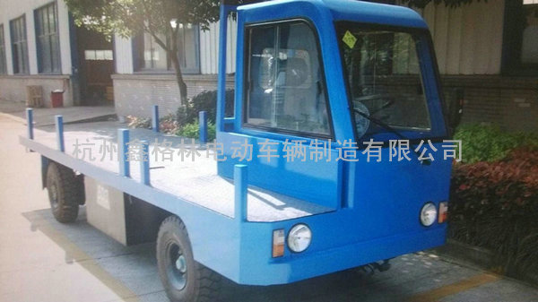 單邊封閉式電動(dòng)搬運車(chē).jpg